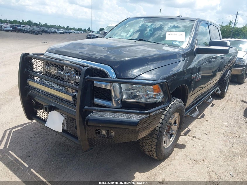 Vin: 3c6ur5hj9jg192279, lot: 46028373, ram 2500 tradesman  4x4 8' box 20182
