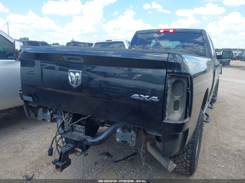 Vin: 3c6ur5hj9jg192279, lot: 46028373, ram 2500 tradesman  4x4 8' box 20184