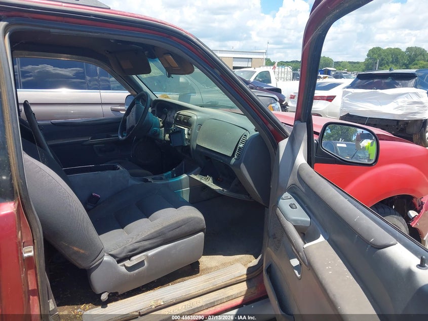 2001 FORD EXPLORER SPORT auction photo 5