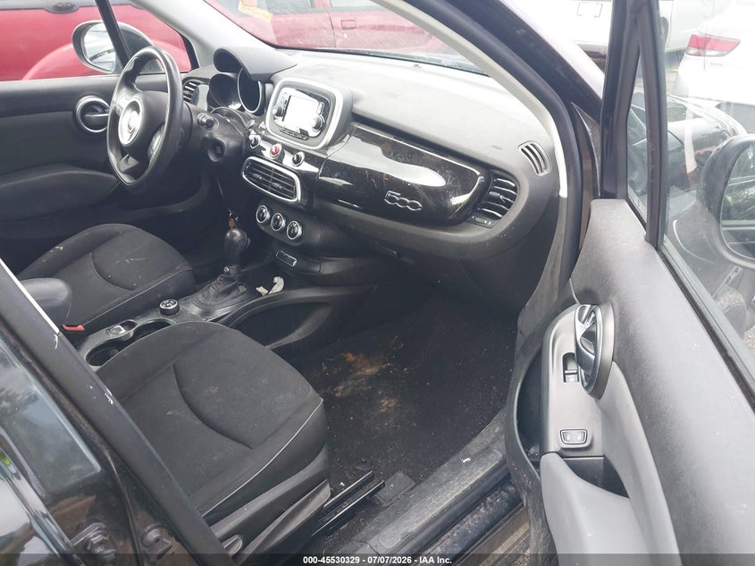 2016 FIAT 500X auction photo 5