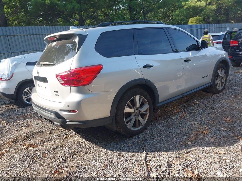 2019 NISSAN PATHFINDER auction photo 4