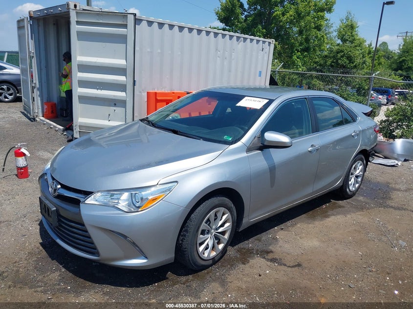 2016 Toyota Camry Le 4T4BF1FK5GR554032 photo 1