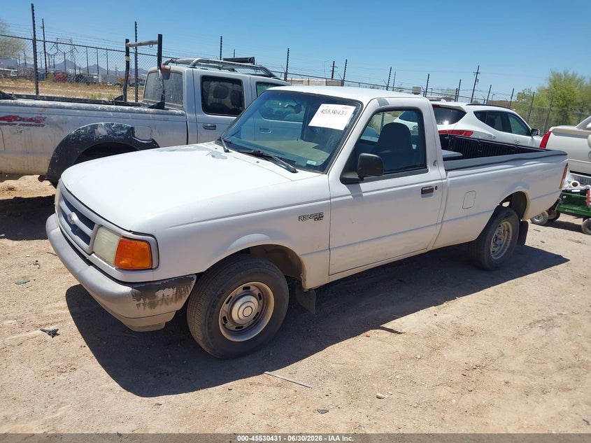 1995 Ford Ranger, Normal Wear & Tear, IAAI, VIN 1FTCR10A2SUC14386 — photo 2