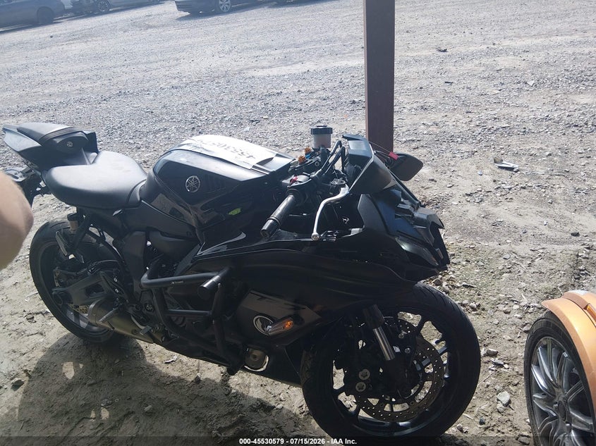 2025 YAMAHA YZFR7 auction photo 1