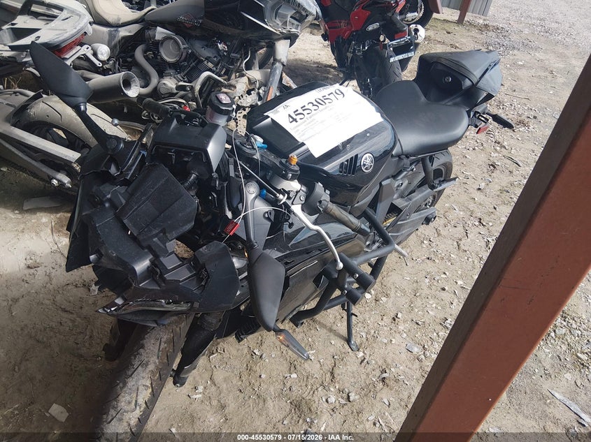 2025 YAMAHA YZFR7 auction photo 2