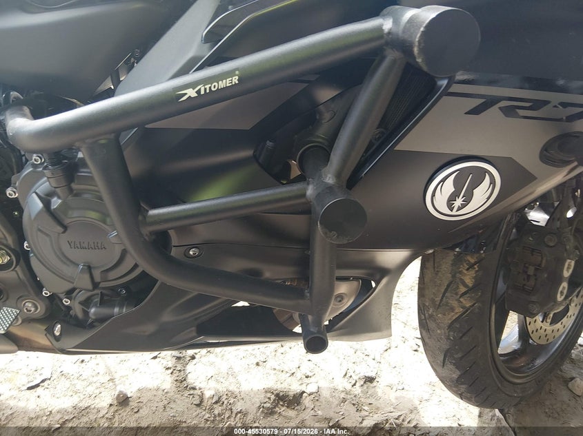 2025 YAMAHA YZFR7 auction photo 8