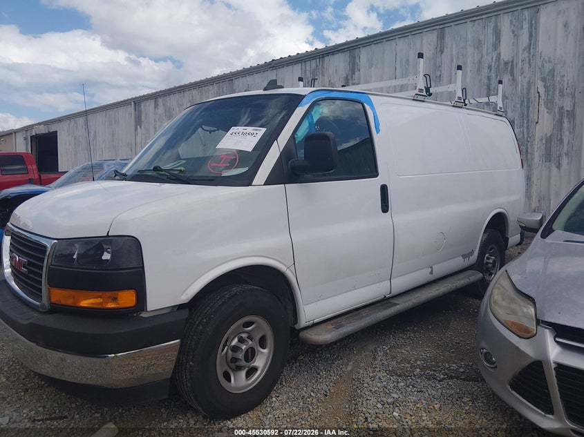 2022 GMC SAVANA CARGO auction photo 2