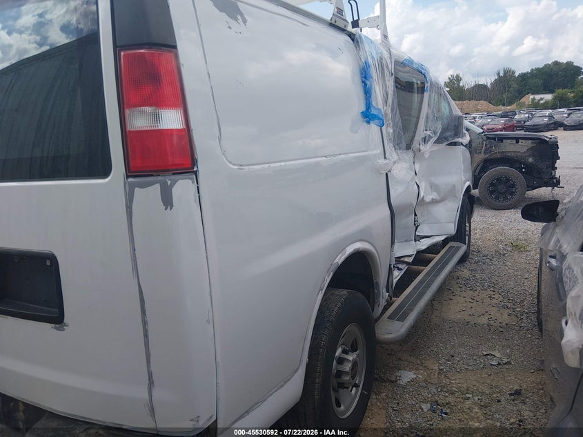 2022 GMC SAVANA CARGO auction photo 6