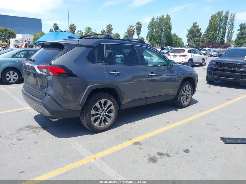 2025 TOYOTA RAV4 auction photo 4