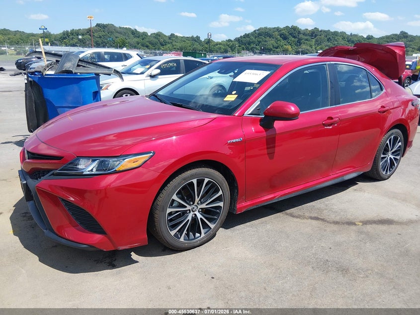 2019 TOYOTA CAMRY HYBRID auction photo 2