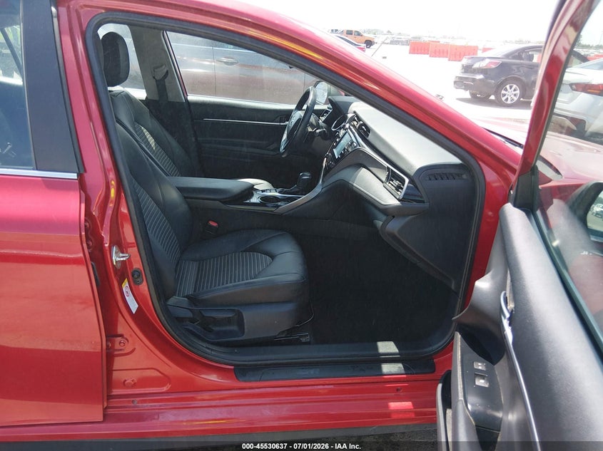 2019 TOYOTA CAMRY HYBRID auction photo 5