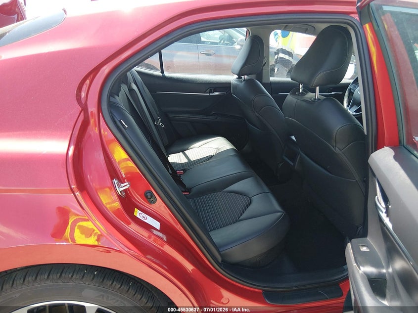 2019 TOYOTA CAMRY HYBRID auction photo 8