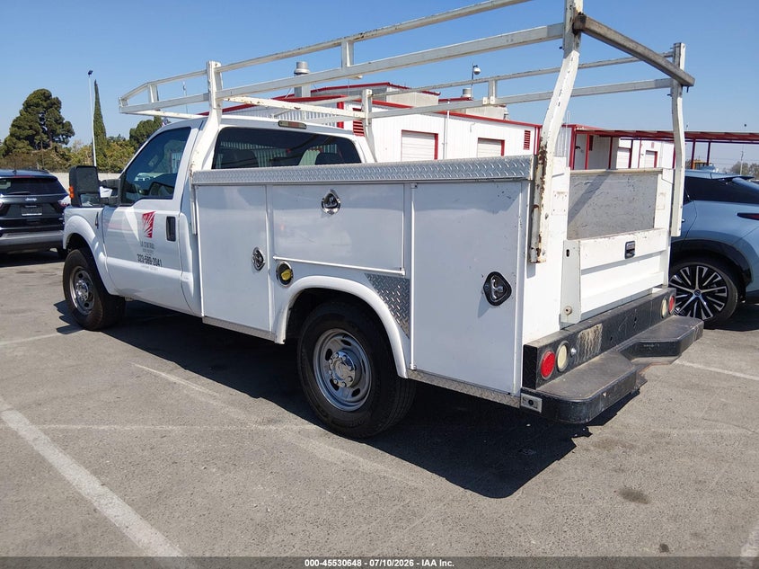 2013 FORD SUPER DUTY F-250 SRW auction photo 3