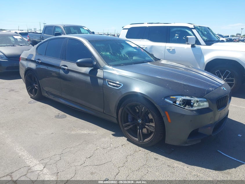 2016 BMW M5 auction photo 1