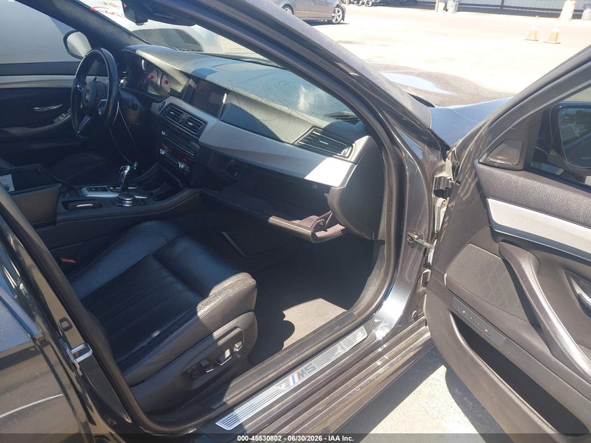 2016 BMW M5 auction photo 5