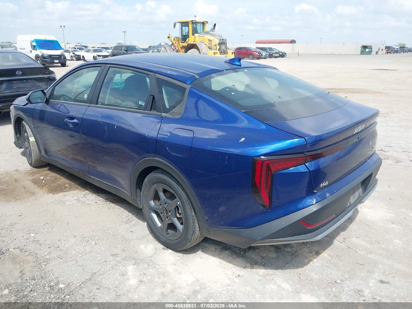 Vin: 3kpft4de9se032888, lot: 46029077, kia k4 lxs 20253