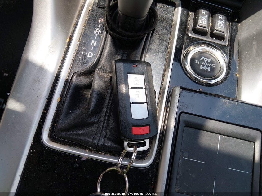2018 Mitsubishi Eclipse Cross Se/Sel VIN: JA4AT5AA1JZ068573 Lot: 45530839