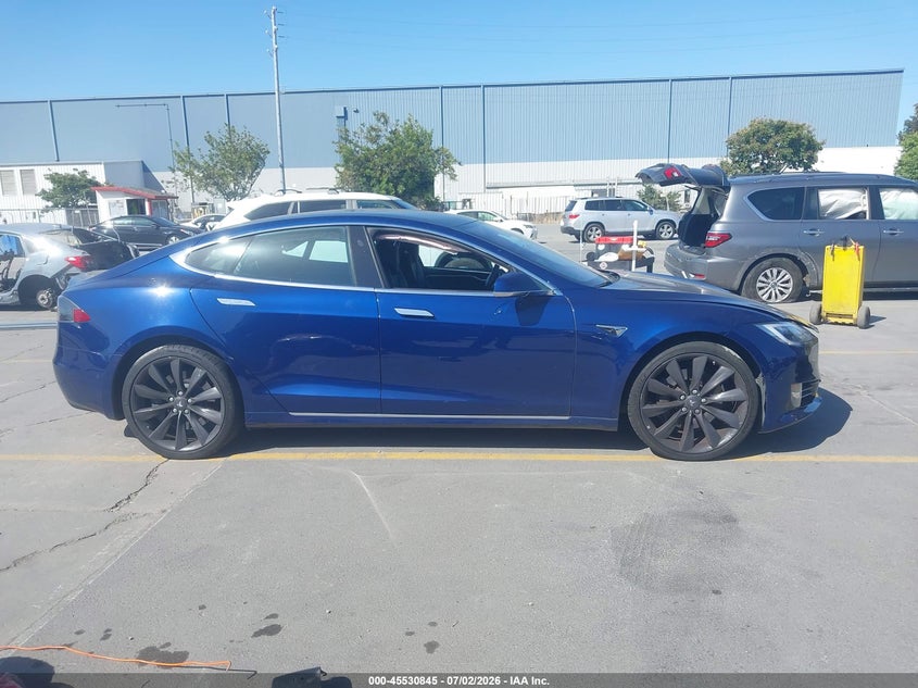 2018 Tesla Model S 100D/75D/P100D VIN: 5YJSA1E20JF246491 Lot: 45530845