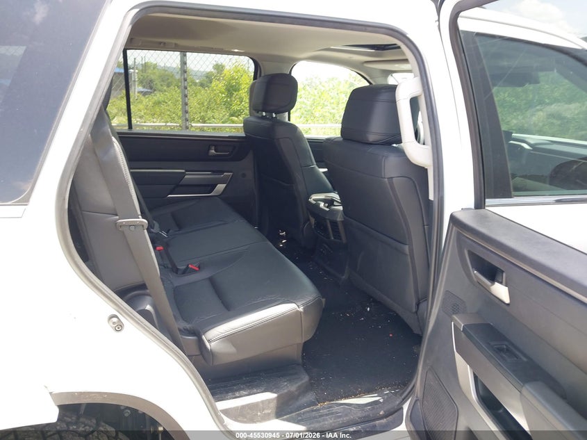 2024 Toyota Sequoia Sr5 VIN: 7SVAAABA9RX030248 Lot: 45530945