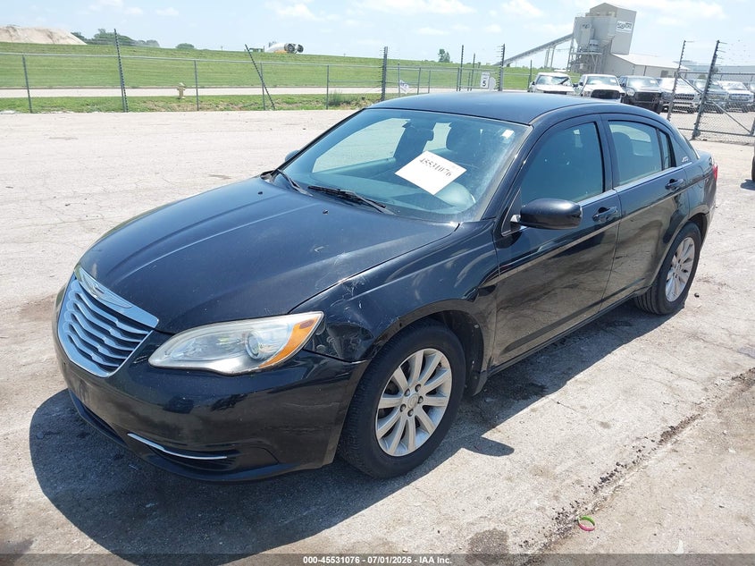 Vin: 1c3bc1fb0bn576258, lot: 46029320, chrysler 200 touring 20112