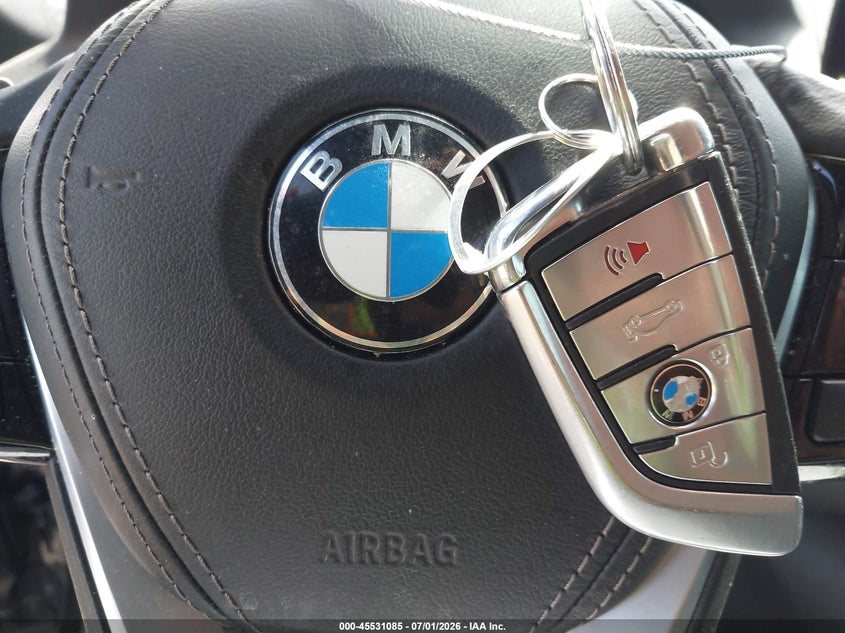 VIN: WBAJA9C5XKB254655 2019 BMW 530E IPERFORMANCE