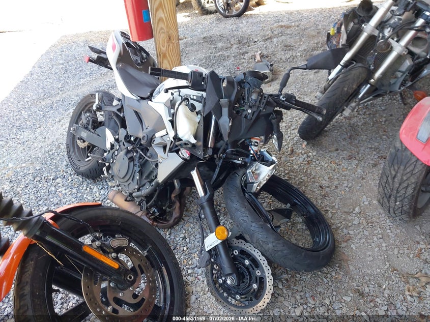 2023 Kawasaki Er400