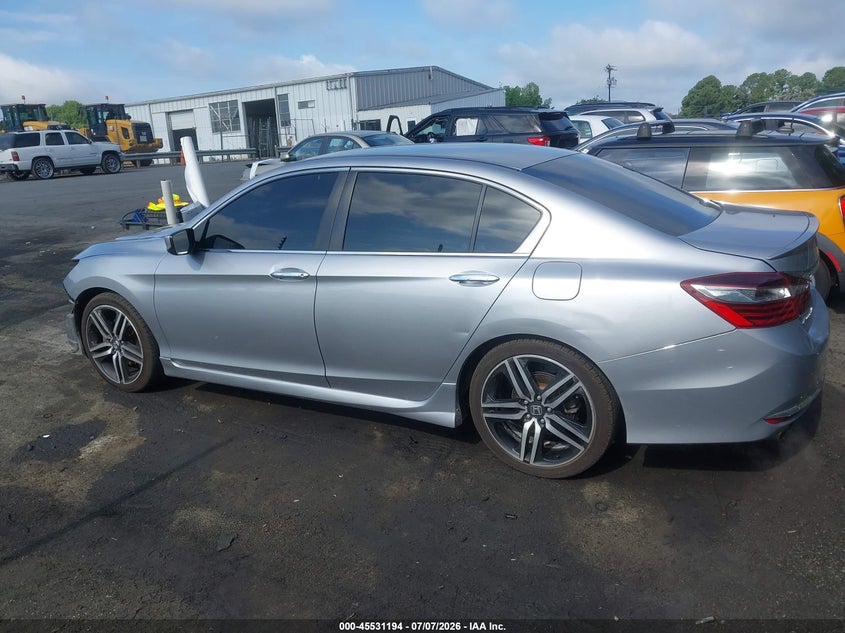 2017 HONDA ACCORD SPORT — Photo 15