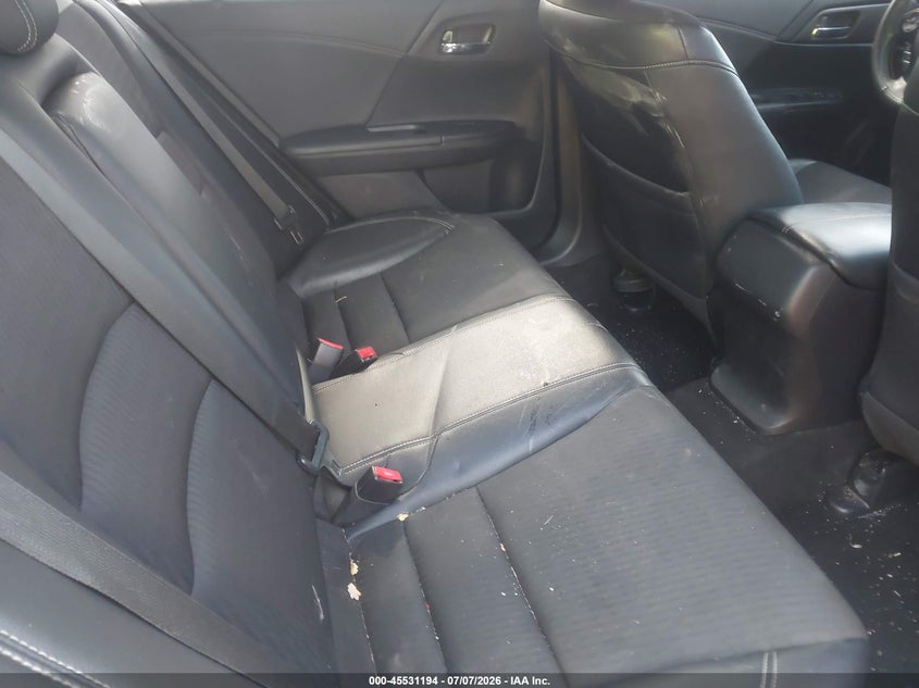 2017 HONDA ACCORD SPORT — Photo 8