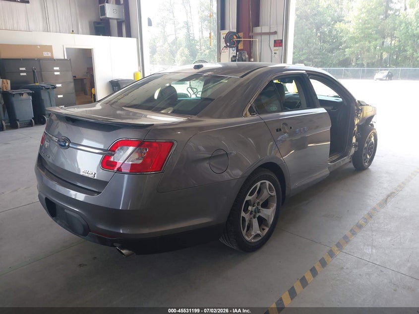 AtlanticExpress - Ford Taurus