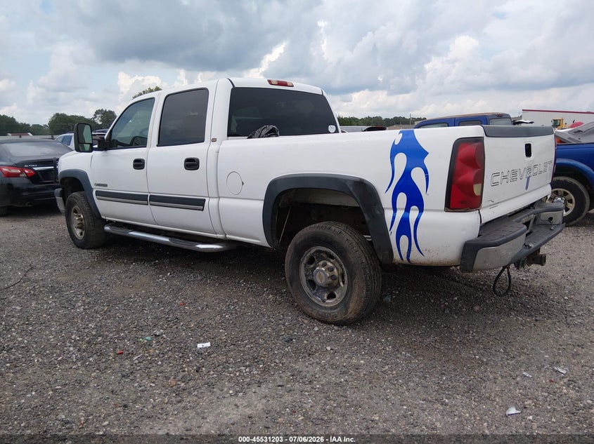 2003 CHEVROLET SILVERADO 2500HD auction photo 3