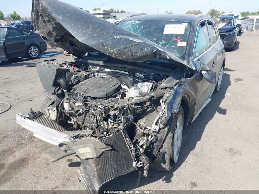 Vin: wa1bnafy3j2019932, lot: 46029449, audi q5 2.0t premium/2.0t tech premium 20182