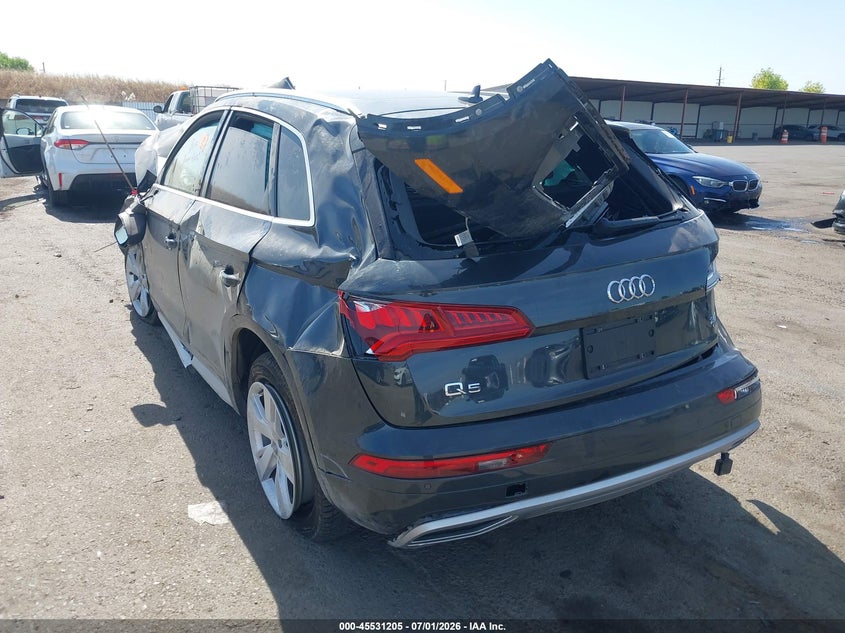 Vin: wa1bnafy3j2019932, lot: 46029449, audi q5 2.0t premium/2.0t tech premium 20183
