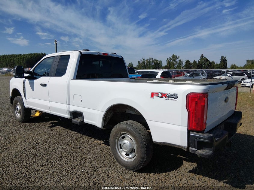 2023 FORD F-250 auction photo 3