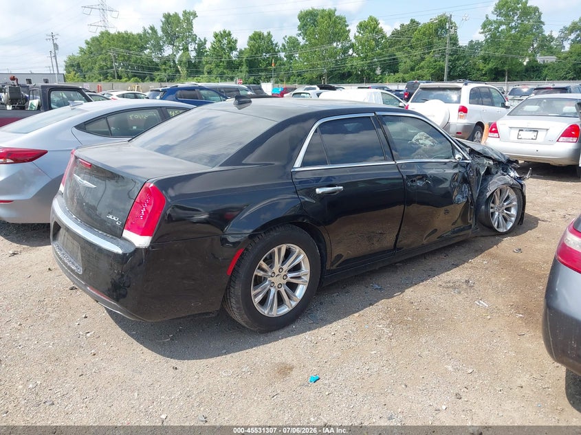 2017 CHRYSLER 300C — zdjęcie 4