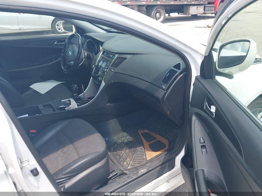 2012 HYUNDAI SONATA auction photo 5