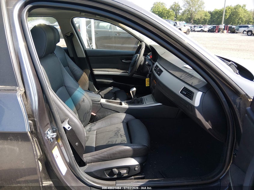 2006 BMW 3ER SEDAN 3.0L I-6 DOHC, VVT, 215HP
