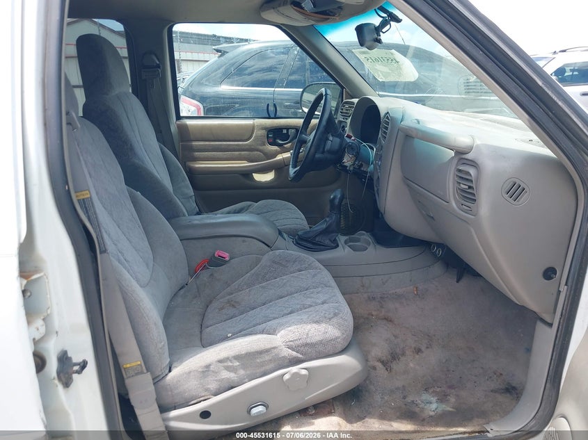1999 GMC JIMMY auction photo 5