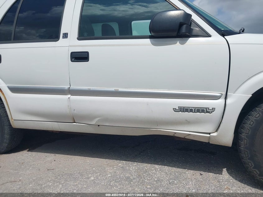 1999 GMC JIMMY auction photo 6