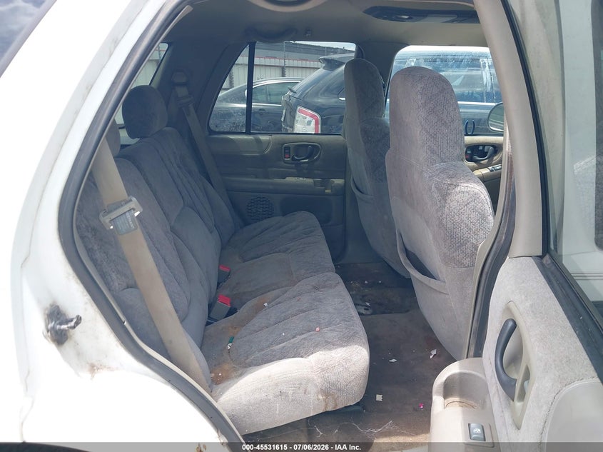 1999 GMC JIMMY auction photo 8