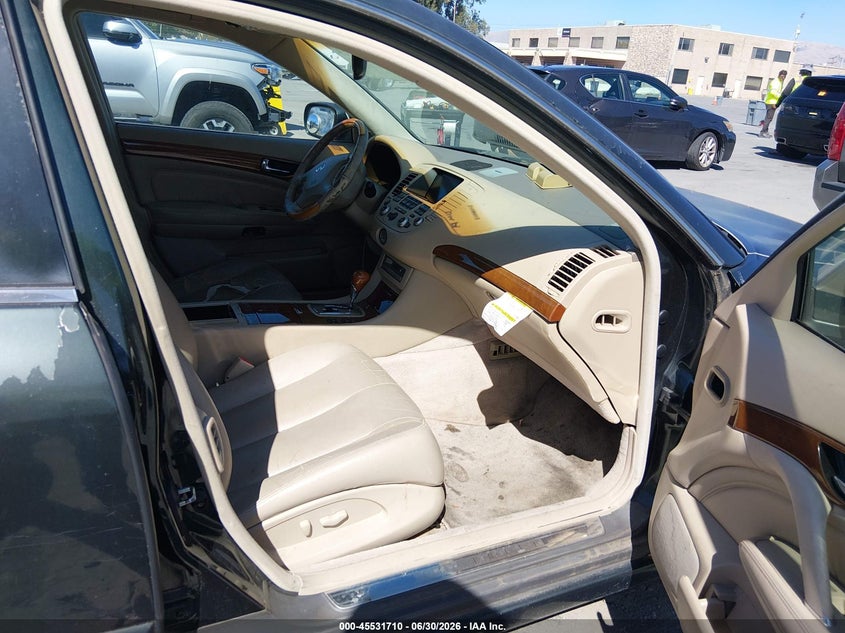2002 INFINITI Q45 auction photo 5