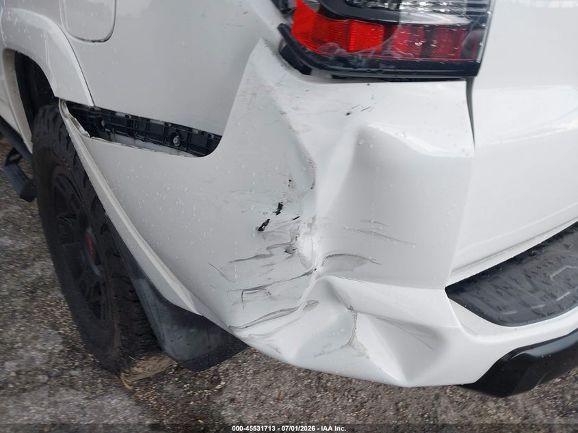 2019 TOYOTA 4RUNNER auction photo 6