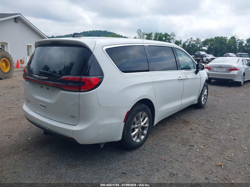 2023 CHRYSLER PACIFICA auction photo 4