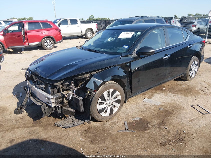 2025 Nissan Altima, Front End, IAAI, VIN 1N4BL4BV7SN316877 — photo 2