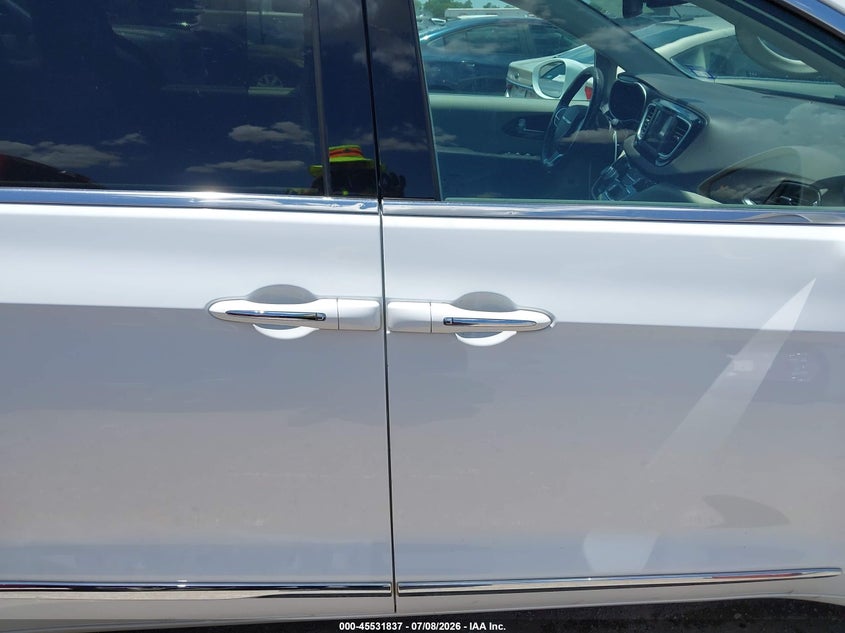 CHRYSLER PACIFICA - zdjęcie 13