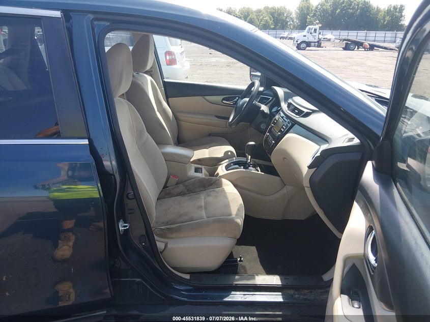 2016 NISSAN ROGUE auction photo 5
