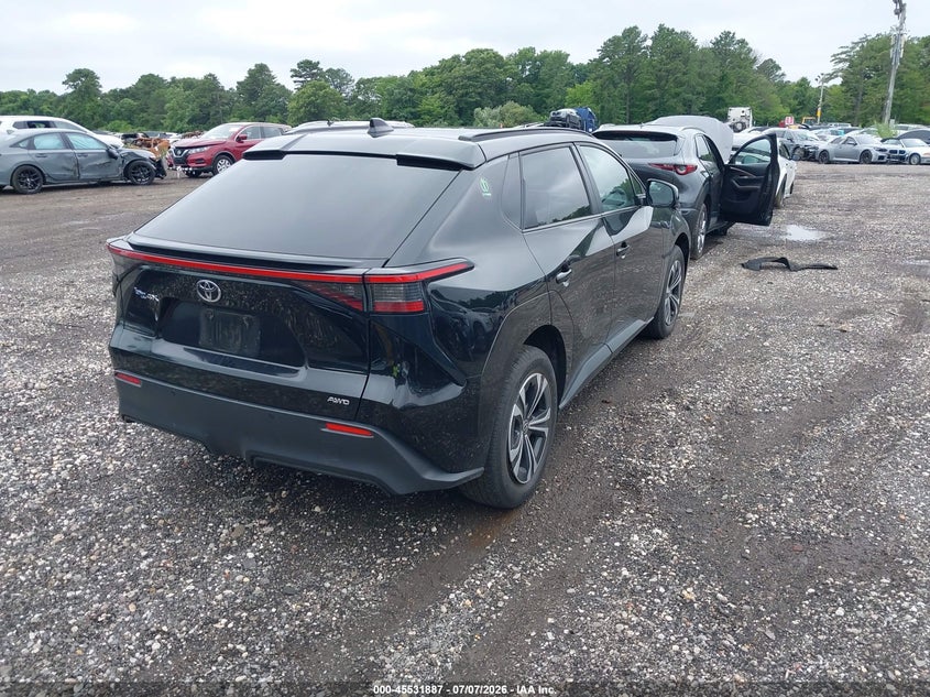 2023 TOYOTA BZ4X auction photo 4