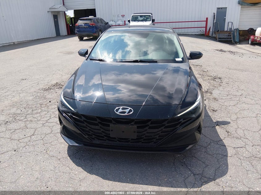 AtlanticExpress - Hyundai Elantra