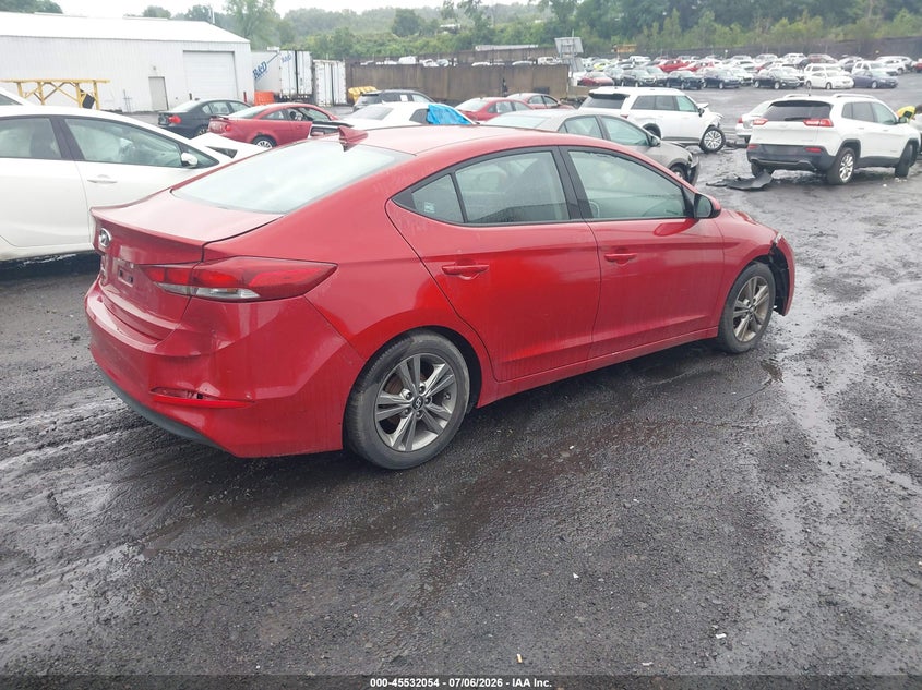 2017 HYUNDAI ELANTRA auction photo 4