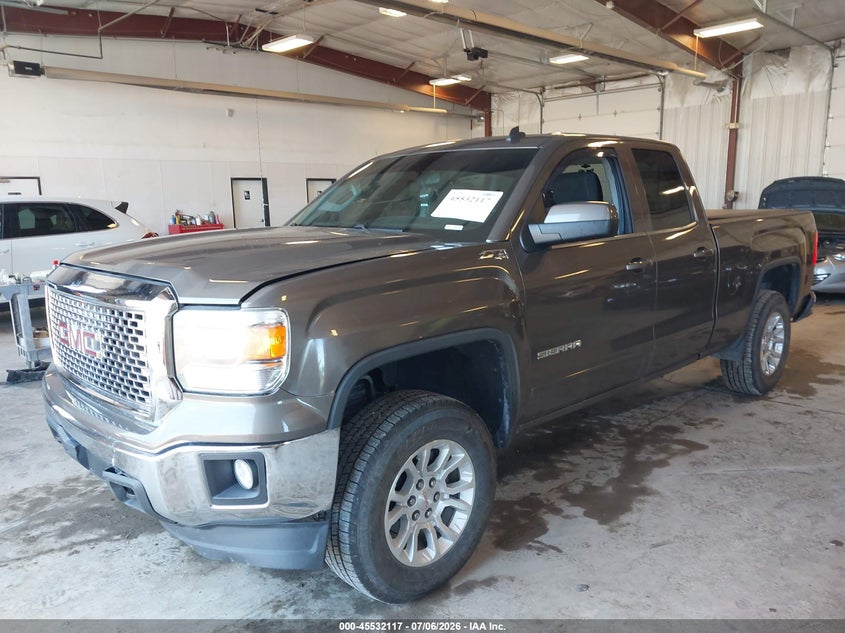2014 GMC SIERRA 1500 auction photo 2