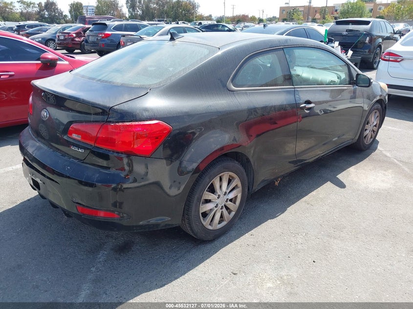2014 KIA FORTE KOUP auction photo 4